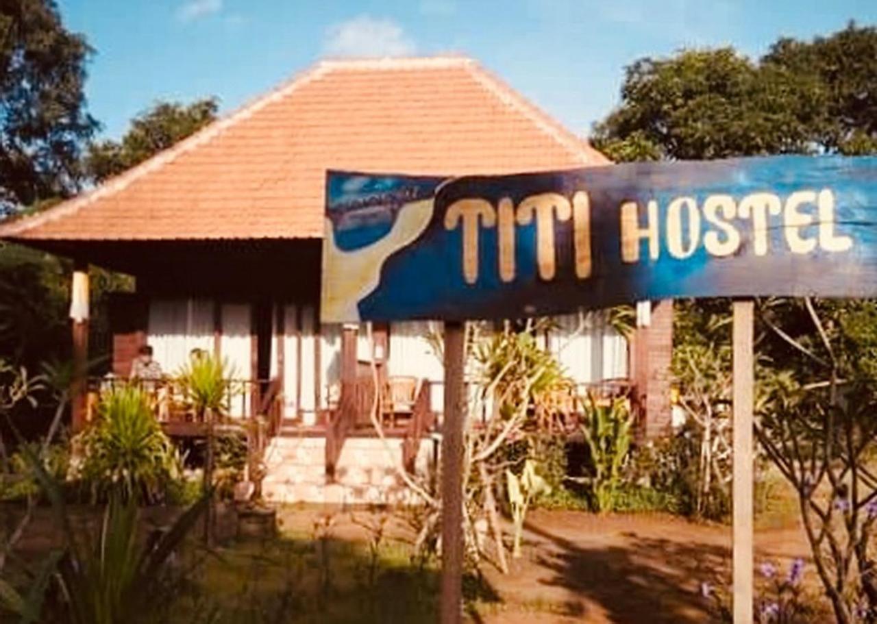 Titi Hostel Lembongan Exterior foto