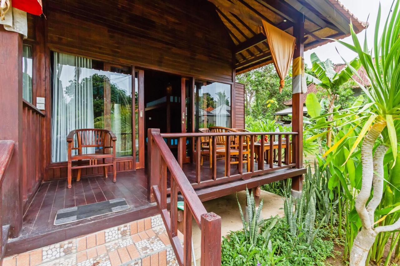 Titi Hostel Lembongan Exterior foto